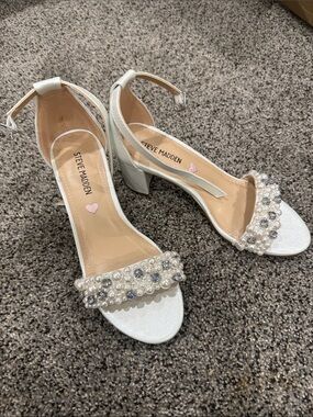 Steve Madden White Pearl & Crystal Block Heel Sandals